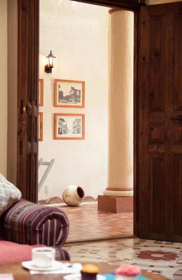 Hostal Casa San Cristóbal *