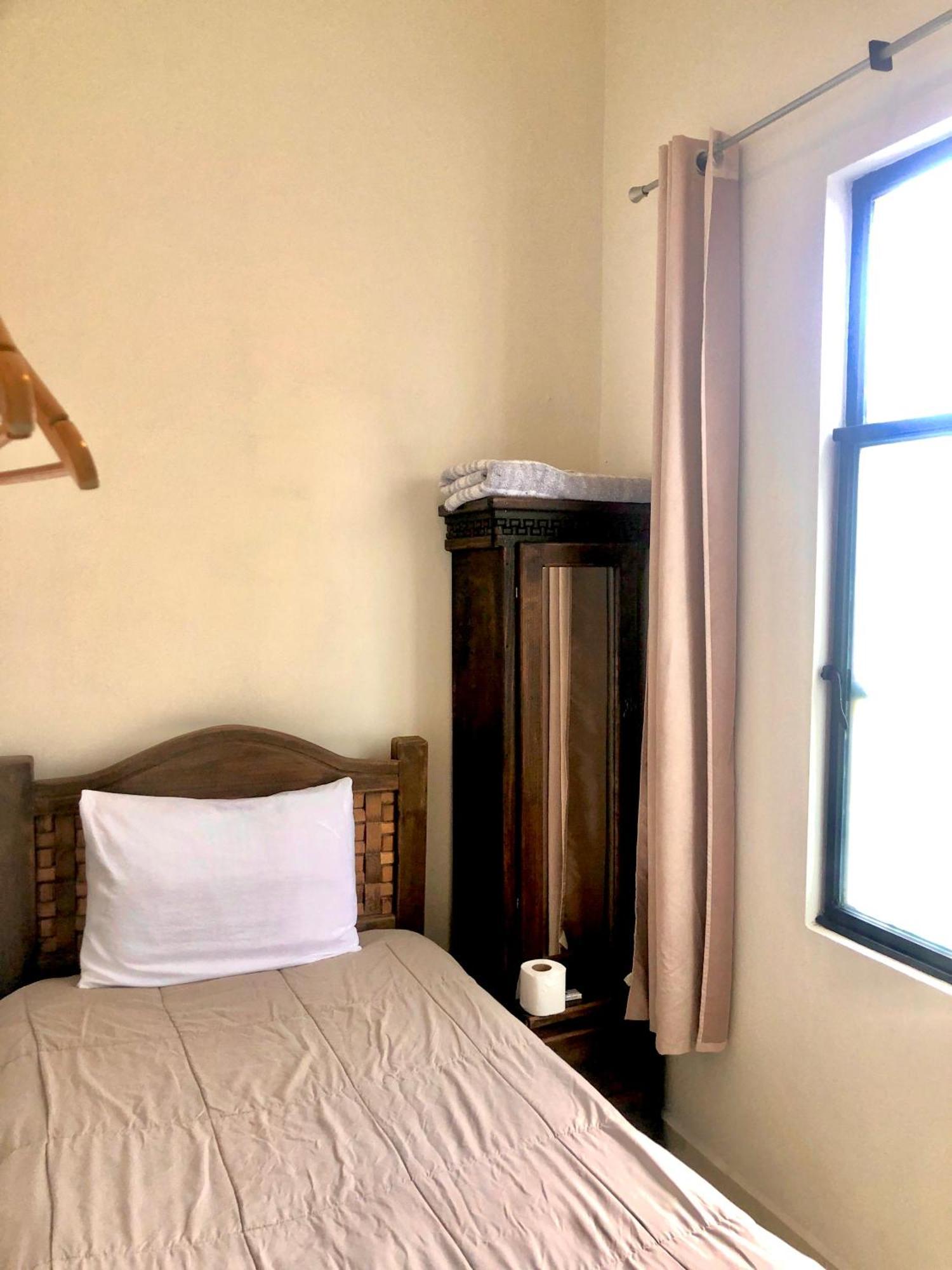 Hostal Casa San Cristóbal *