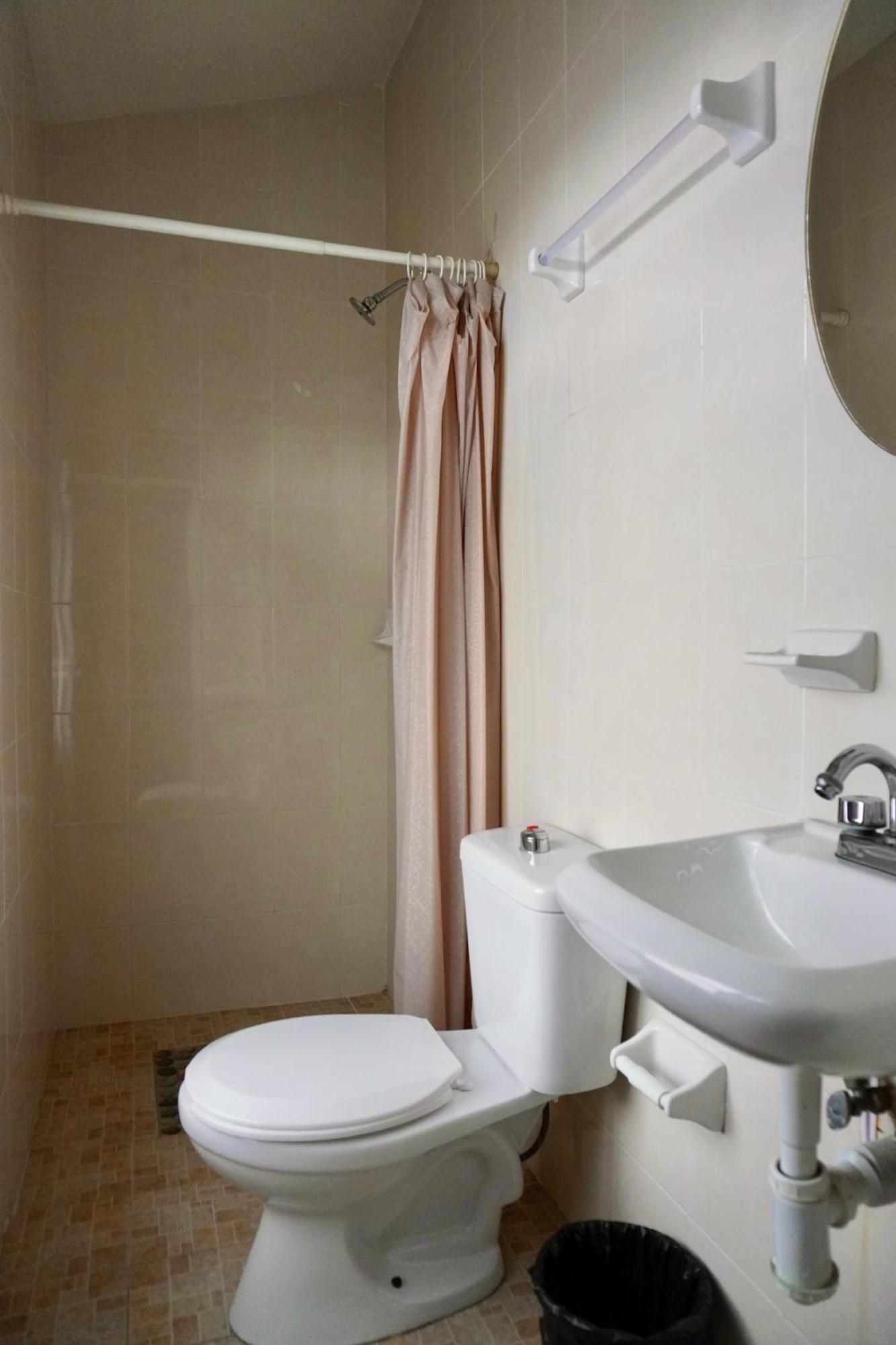 Hostal Casa San Cristóbal *